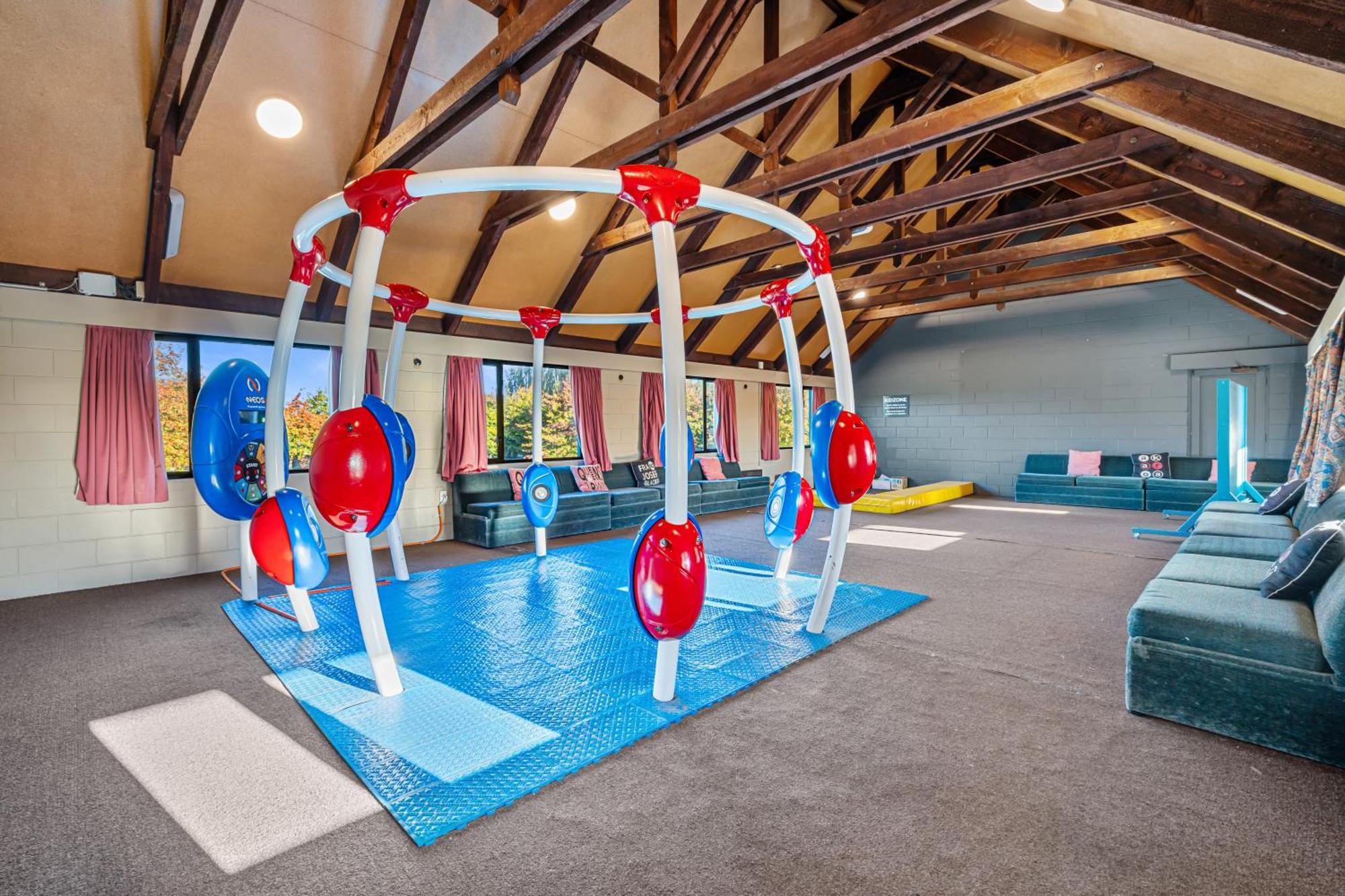 Tasman Holiday Parks - Christchurch Eksteriør billede The Children's Hospital of Philadelphia