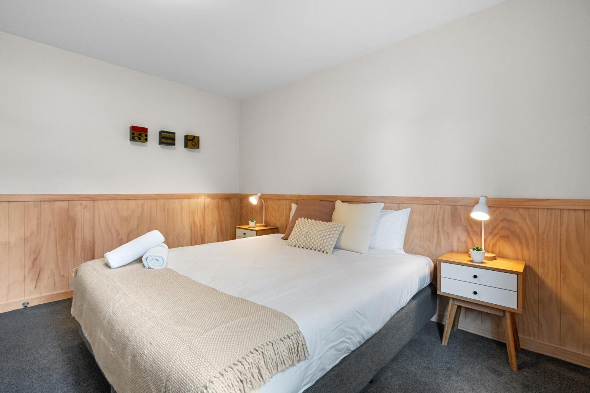Tasman Holiday Parks - Christchurch Eksteriør billede A bedroom at the hotel